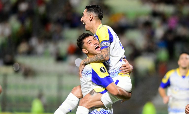 Central pegó en momentos claves, venció 3-0 a Universidad Central y se consolida en la Libertadores
