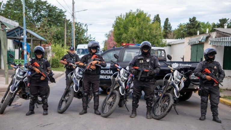 Escobar ofrece empleo para sumarse a las fuerzas municipales de seguridad: cómo postularse y cuáles son los requisitos
