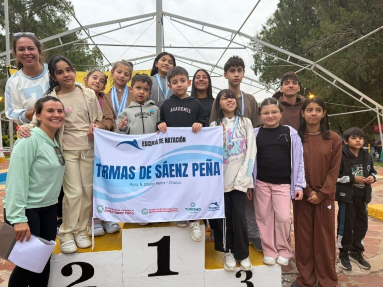 馃敶 S脕ENZ PE脩A | La Escuela Municipal de Nataci贸n del Complejo Termal particip贸 del II Torneo Interclubes