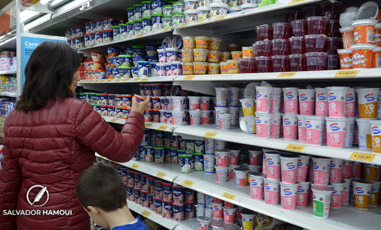 El ajuste llega a la heladera: cae el consumo de lácteos en todo el país