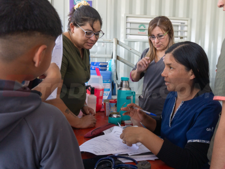 馃敶 S脕ENZ PE脩A | Habr谩 atenci贸n m茅dica, vacunaci贸n y certificados en operativos barriales