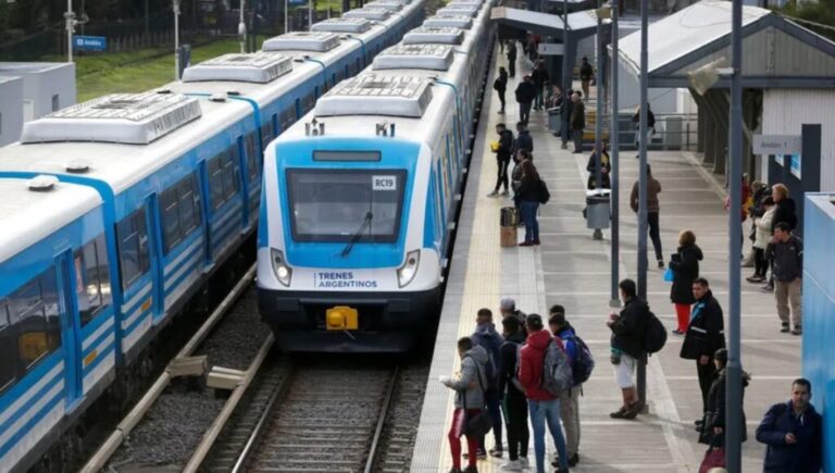 El tren Sarmiento tendrá cambios de horarios y un ramal suspendido por 3 días: cuándo serán las limitaciones