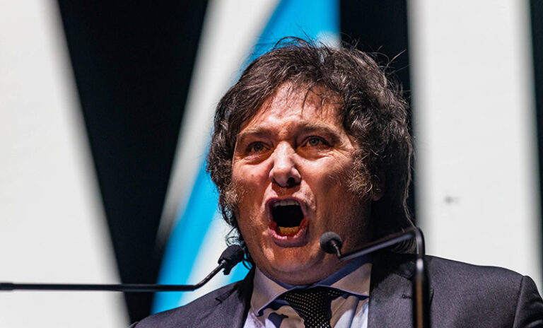 The Wall Street Journal liquidó a Milei por su carácter confrontativo: «Expuso debilidades en el ejercicio del poder»