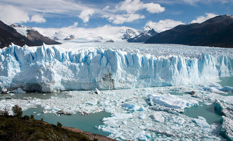 La justicia levantó la cautelar que había suspendido la Ley de Glaciares en Santa Cruz
