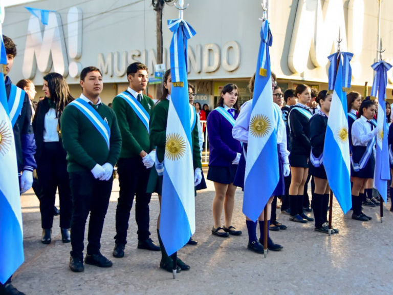 🔴 LOCALES | Sáenz Peña conmemoró el 210° Aniversario de la Independencia con un emotivo acto y desfile