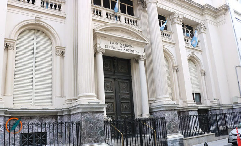 El Banco Central compró más de 200 millones de dólares para reservas