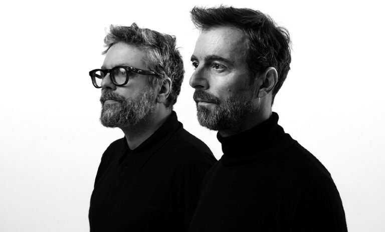 Música e ilustraciones en vivo con Kevin Johansen & Liniers en el teatro La Comedia