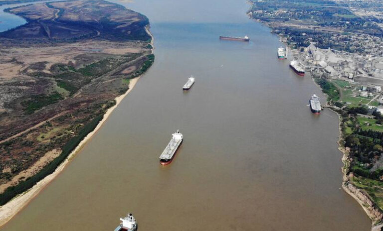 El Gobierno impulsa un proyecto de desregulación sobre vías navegables