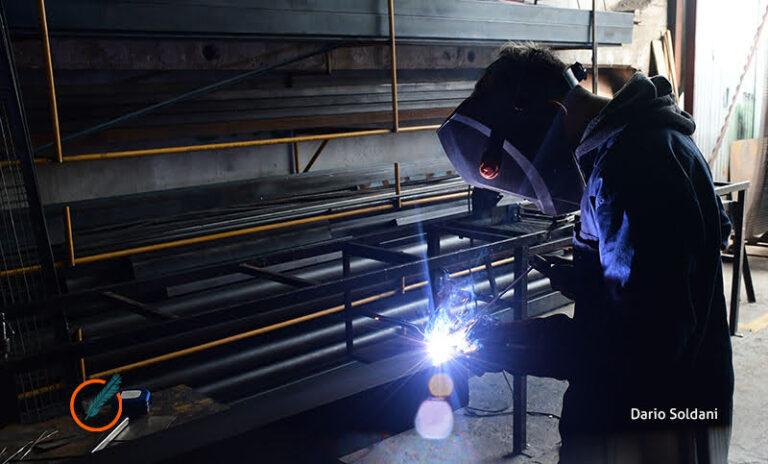 La industria manufacturera lidera la caída de puestos de trabajo en la era Milei: casi 90.000 empleos formales menos desde 2023