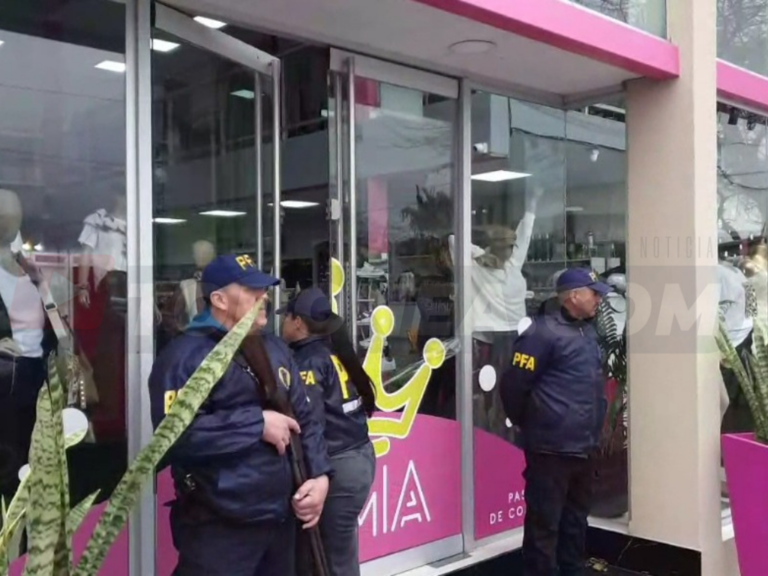 🔴 SÁENZ PEÑA | Realizan un allanamiento en un local comercial de ropa