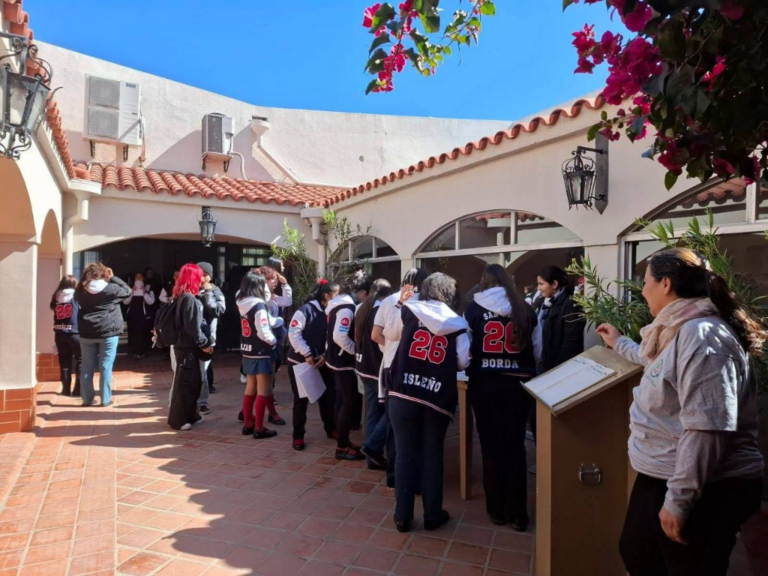 🔴 SÁENZ PEÑA | Más de 100 estudiantes participaron del taller “Ecosistema del Futuro” para fortalecer su perfil laboral