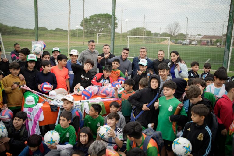 🔴 PROVINCIALES | Zdero cumple con el Club Luján y avanza con la cubierta del playón en Villa Río Negro