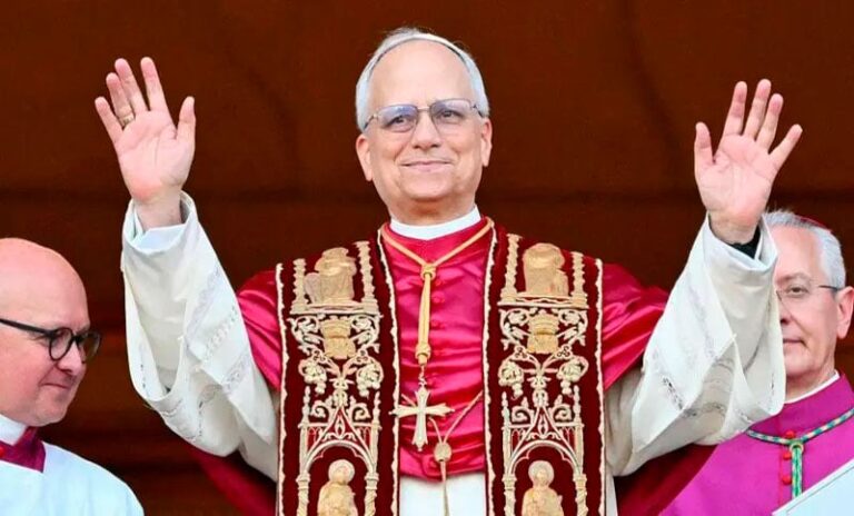 El Gobierno designó feriado nacional el día 9 de noviembre ante la visita del Papa