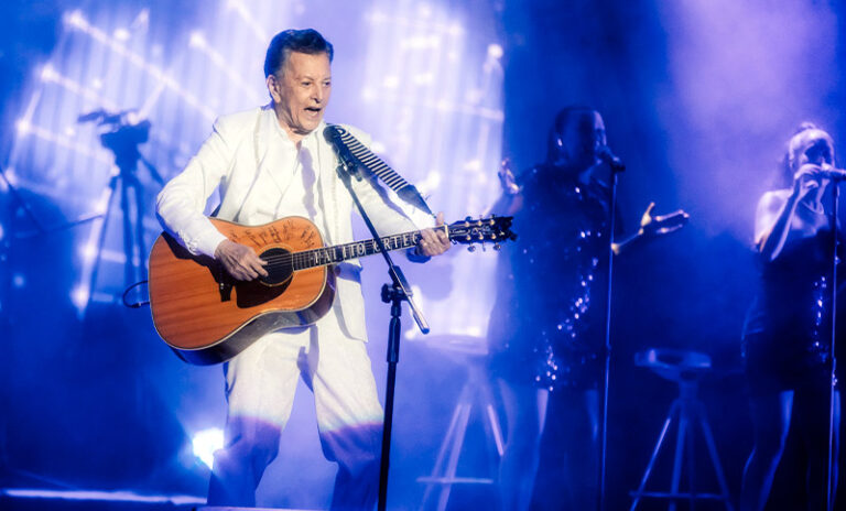 Palito Ortega vuelve a Rosario para ofrecer un show lleno de clásicos