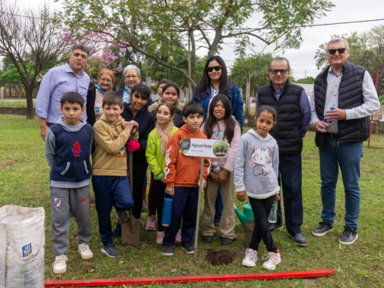 🔴 SÁENZ PEÑA | Más de 20 especies nativas fueron plantadas en el marco de la puesta en marcha del Corredor Natural Nativo