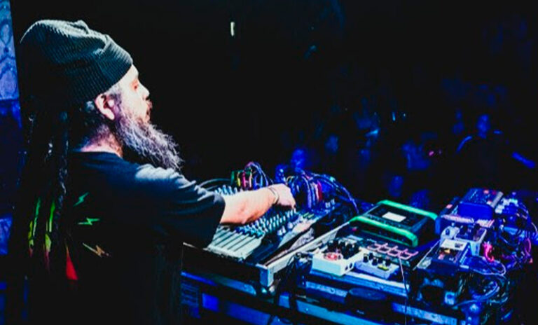 Reggae y sonidos electrónicos experimentales con Kutral Dub en Contraviento