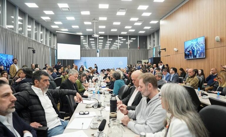 Diputados: la oposición pedirá sesión especial para derogar el mega DNU 70/23 tras el fallo de la Corte Suprema
