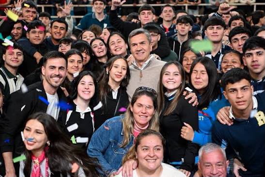 🔴 PROVINCIALES | Programa Más Futuro: extienden hasta el 21 de octubre el plazo de inscripción para estudiantes secundarios