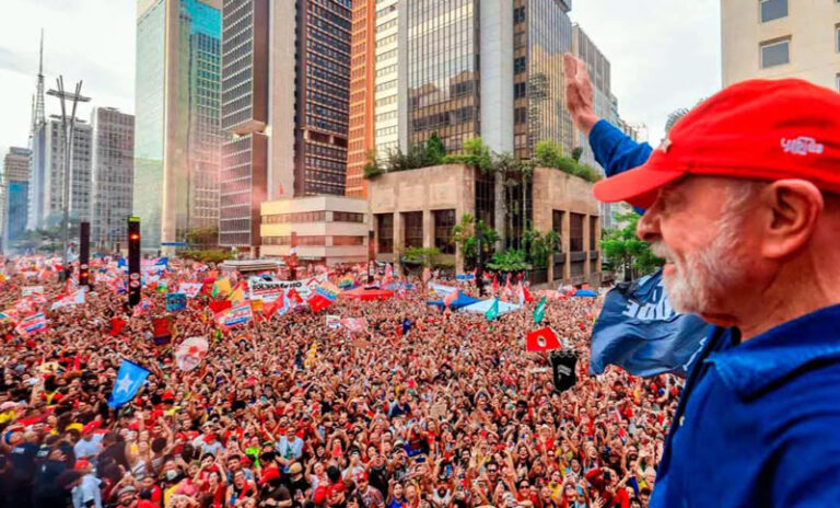 La CGT Rosario y gremios de la región celebraron el triunfo de Lula en Brasil