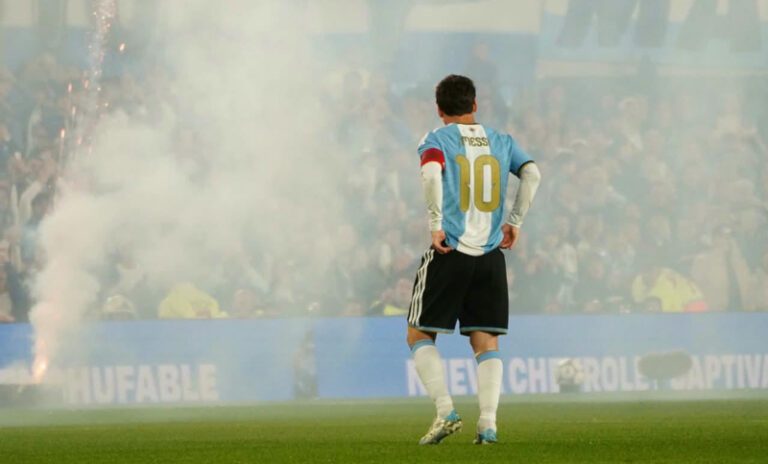 El día que nadie quería que llegara: en una noche plaga de emoción, Messi se despidió de la Selección